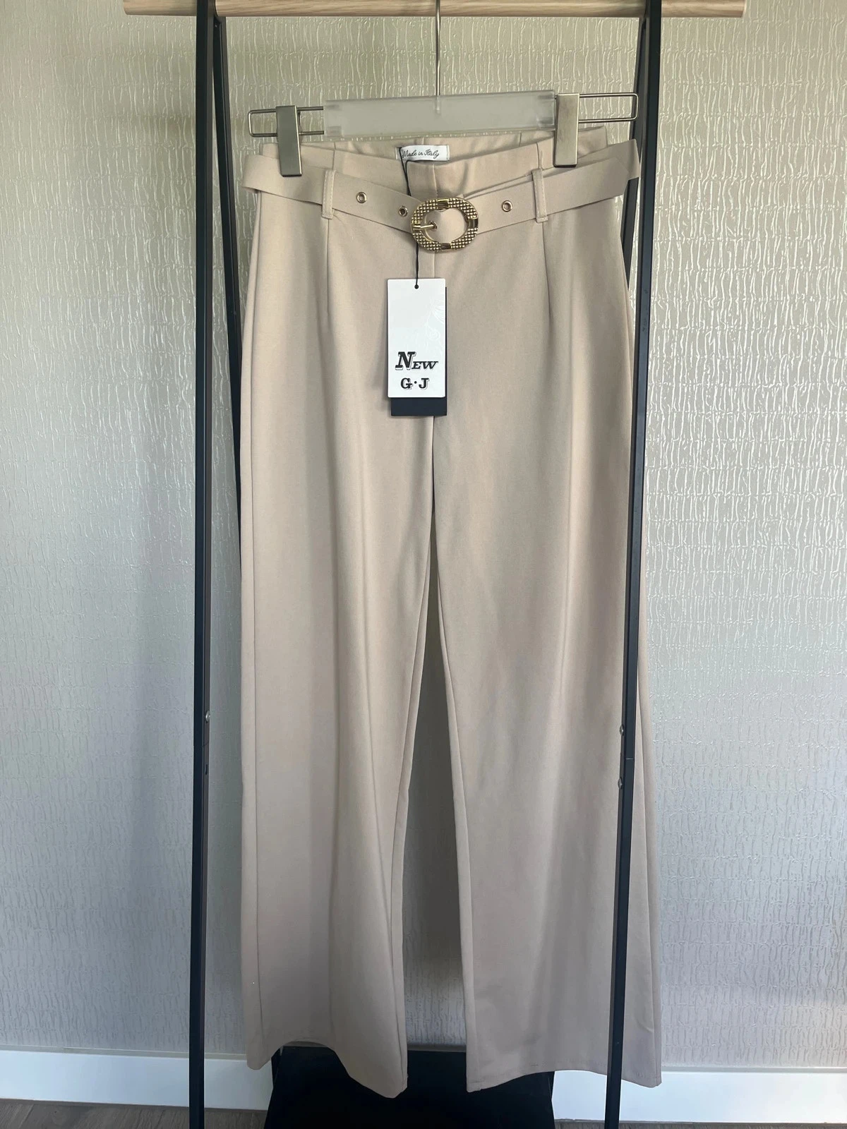 Calça nova – photo 2